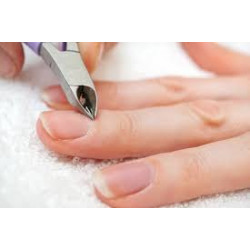 Manicura Básica.