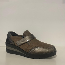 Zapato para mujer con cremallera