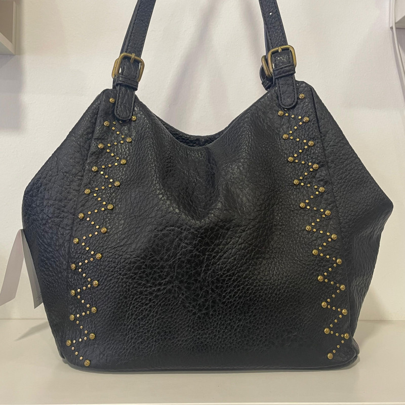 Bolso negro piel.